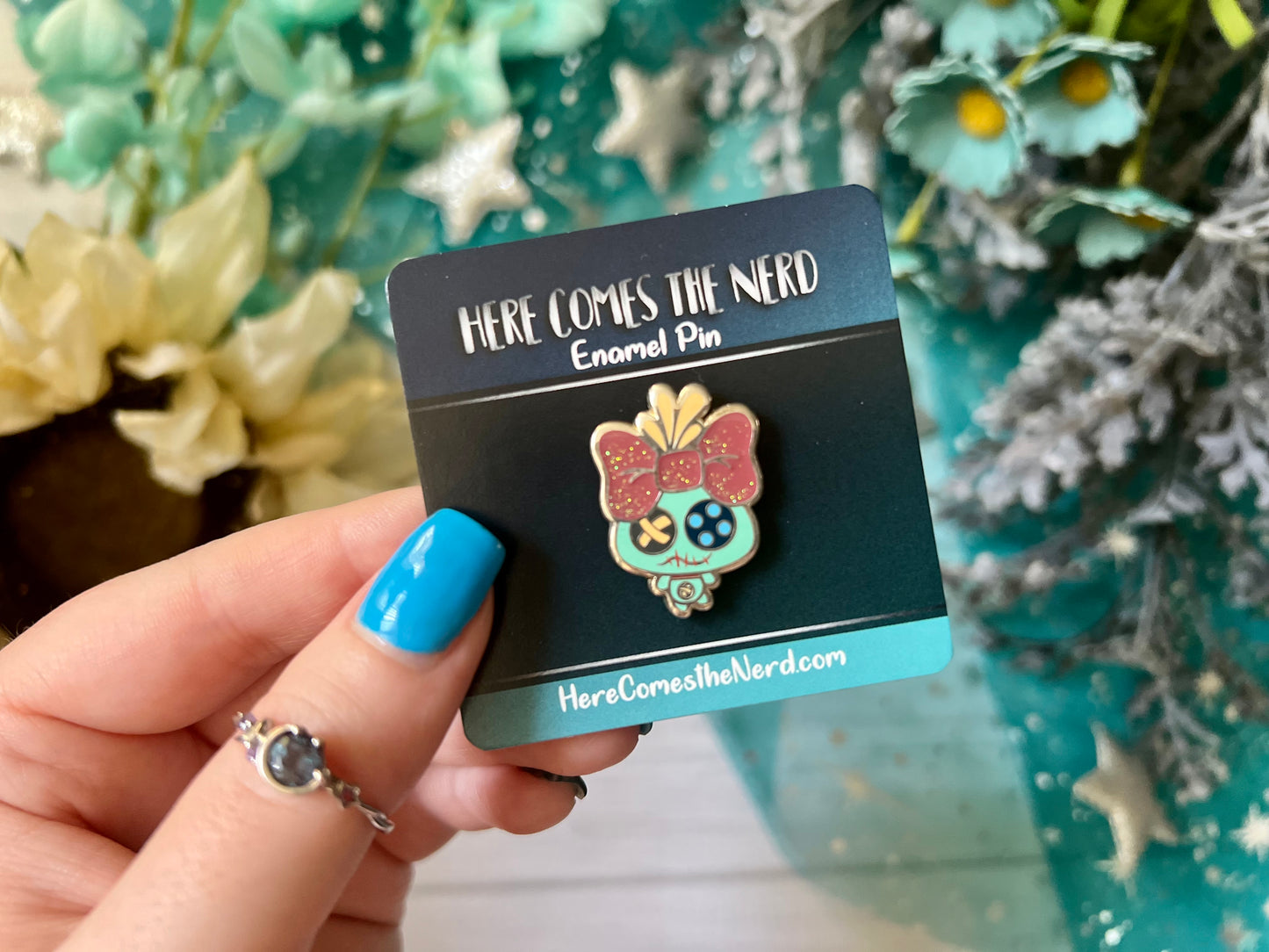 *MINI* Handmade Doll - Enamel Pin