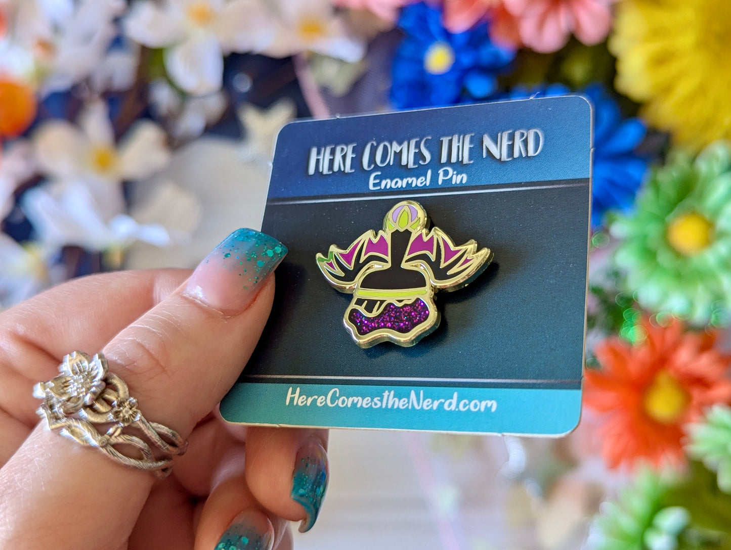 *Limited Edition* Glitter Draevan Paint Brush, Pixel Pets - Enamel Pin