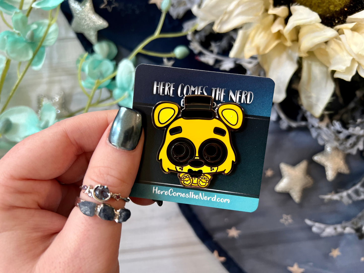 *Limited Edition* Golden Pizza Bear - Enamel Pin