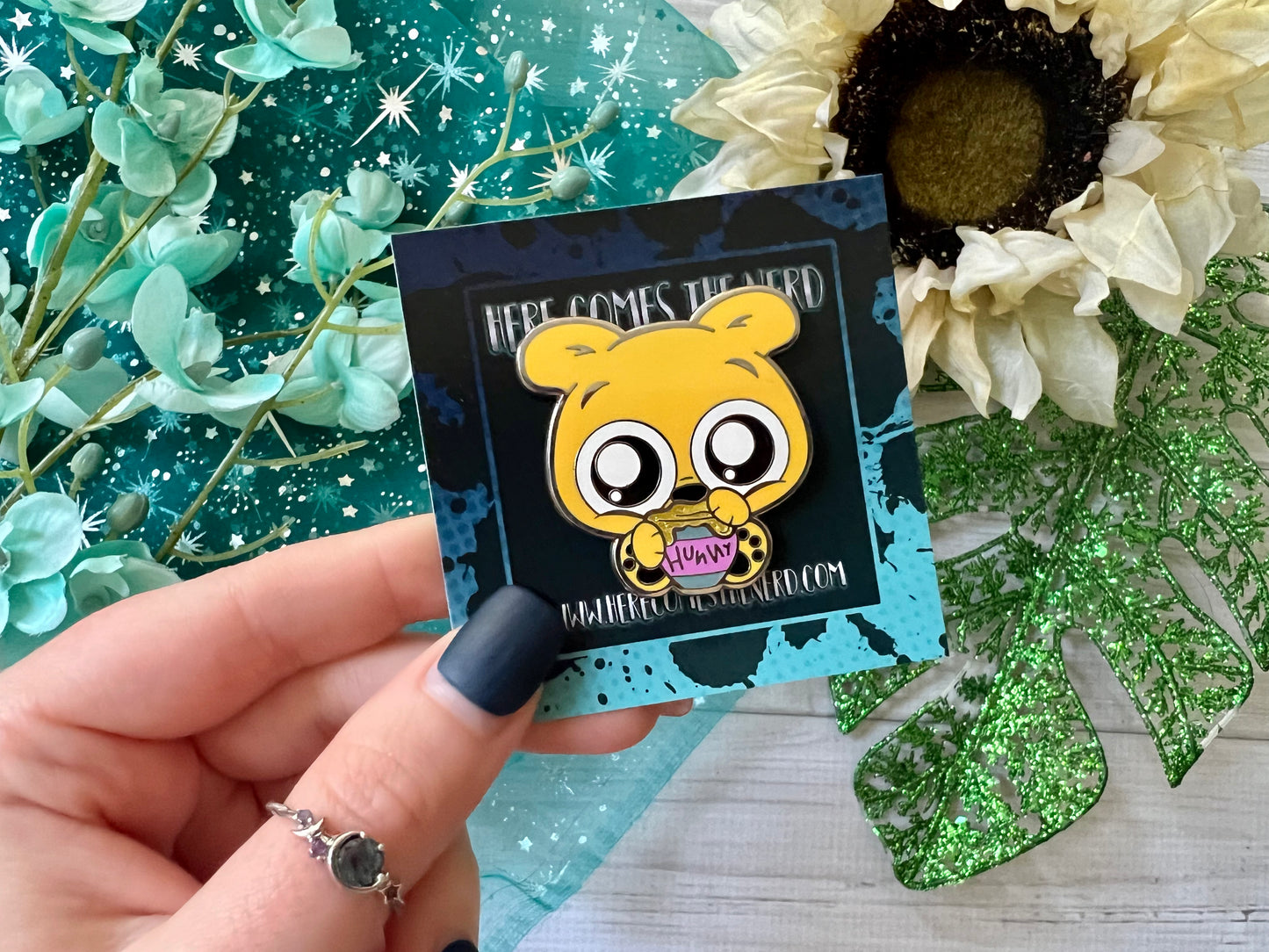 Hunny Bear - Enamel Pin