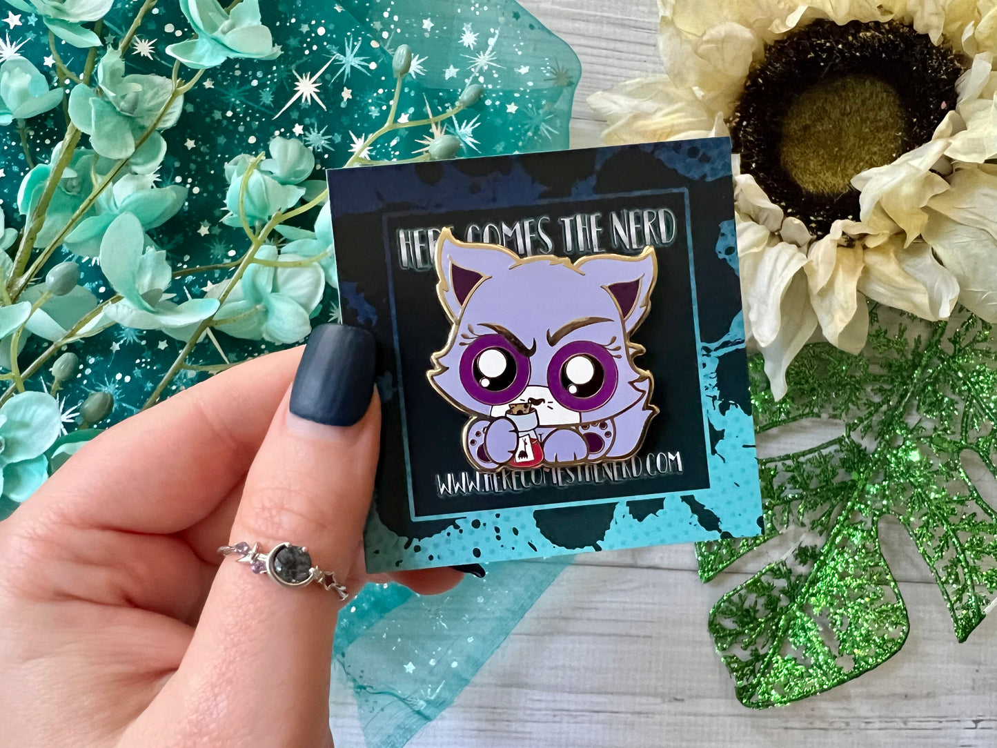 Meowzma - Enamel Pin