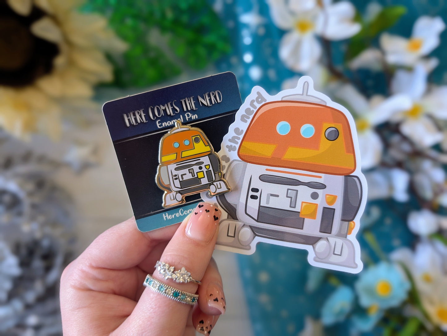 *MINI* Chaotic Menace Droid - Enamel Pin