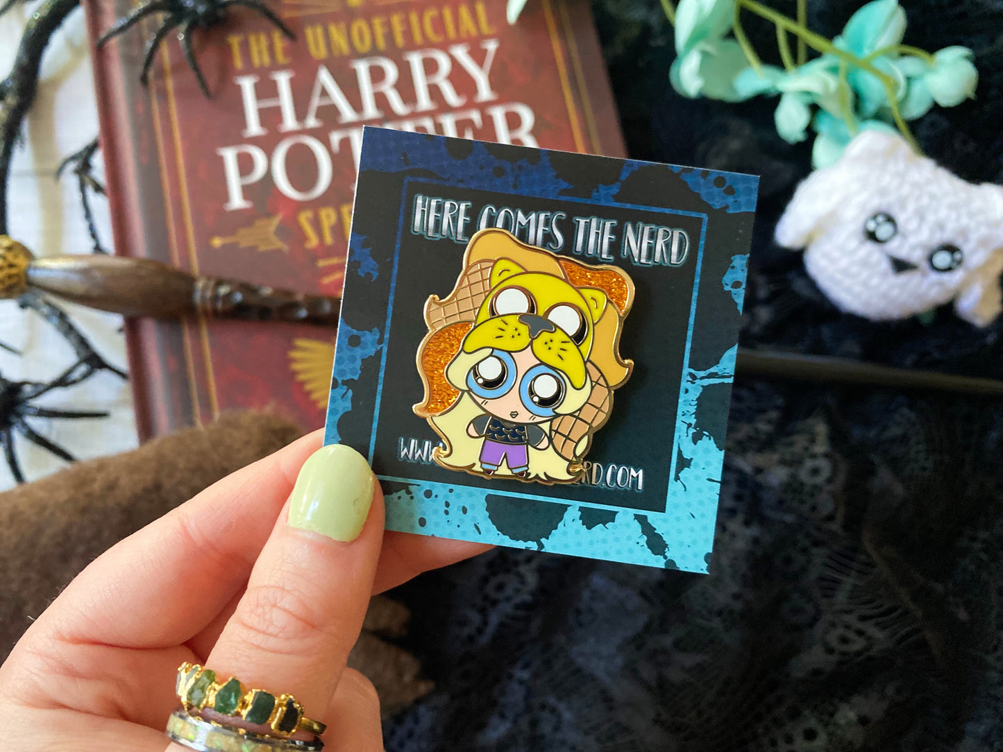 Eccentric Classmate - Enamel Pin