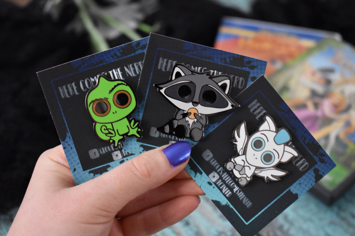 Judgey Chameleon - Enamel Pin