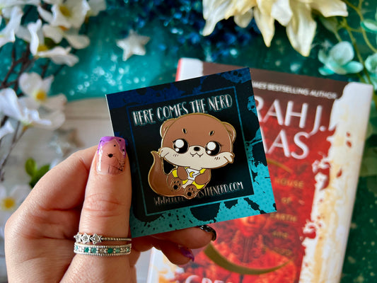 Messenger Otter - Enamel Pin