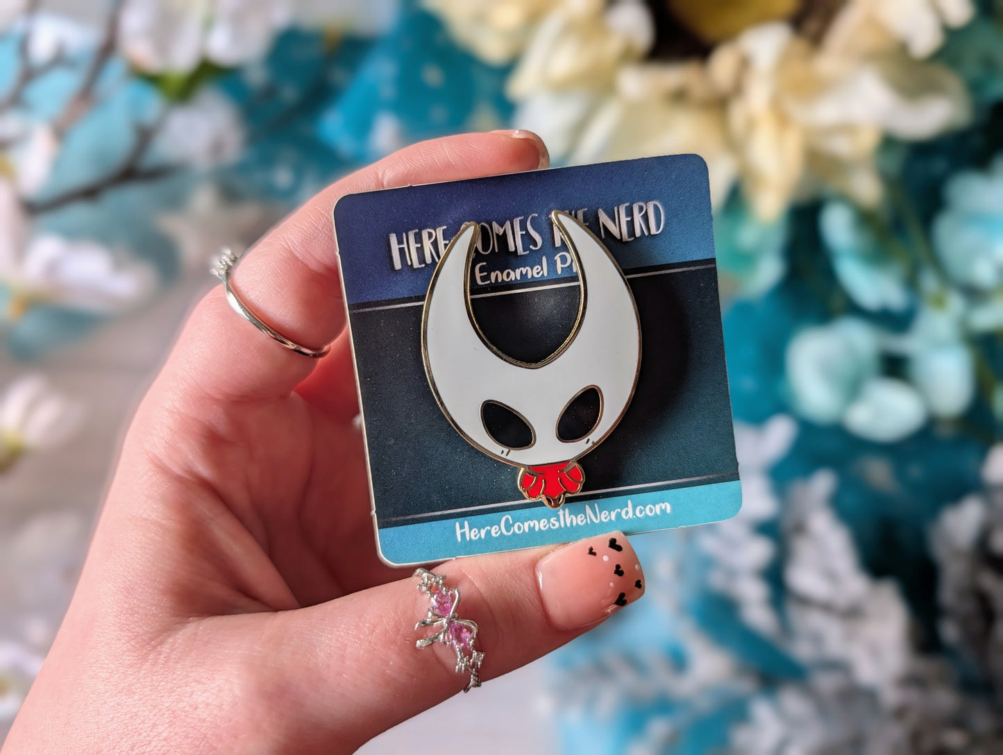 SHAWWty - Enamel Pin