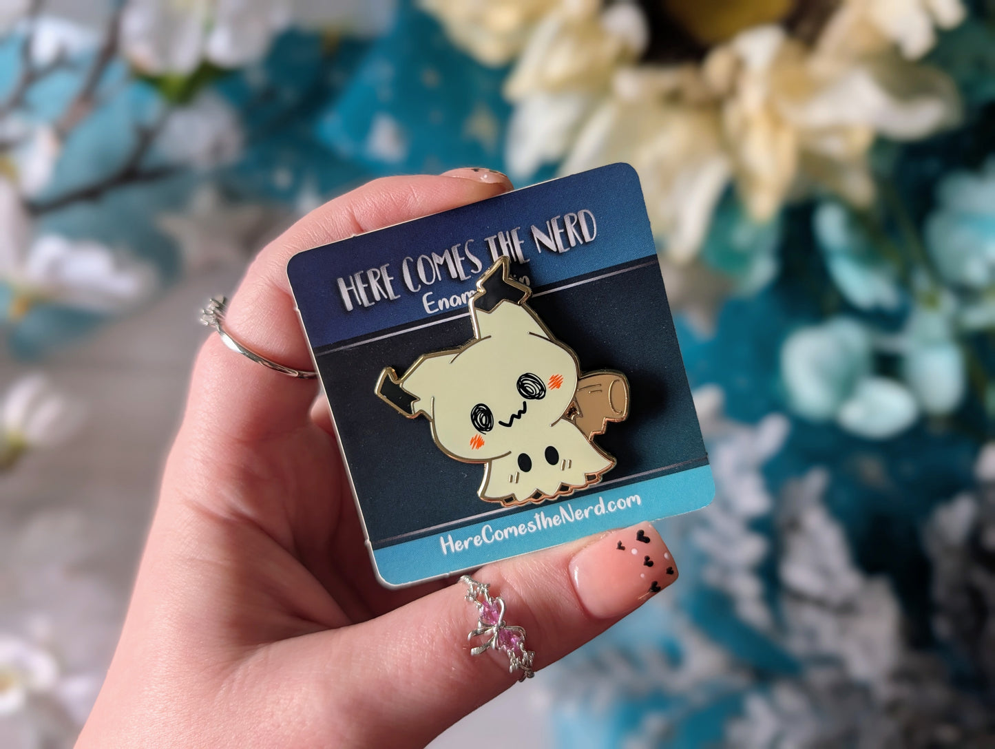 Friendly Cosplayer - Enamel Pin